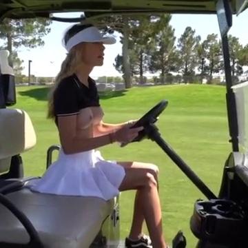 Bitchinbubba Golfing With Shan